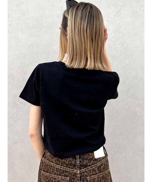 GYDA（ジェイダ）の「hot gydiesショートTシャツ（Tシャツ/カットソー・レディース・ブラック/オフホワイト・FREE）」の4枚目の写真