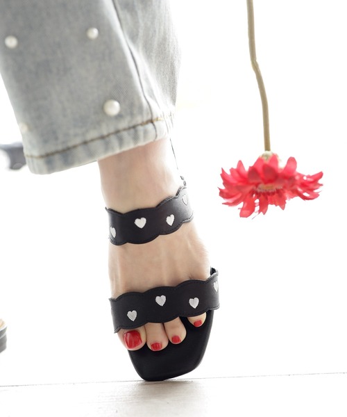 SESTO(セスト)の「ハート刺繍ウェーブストラップミュール(サンダル・レディース・ブラック・S/M/L/LL/3L)」の18枚目の写真