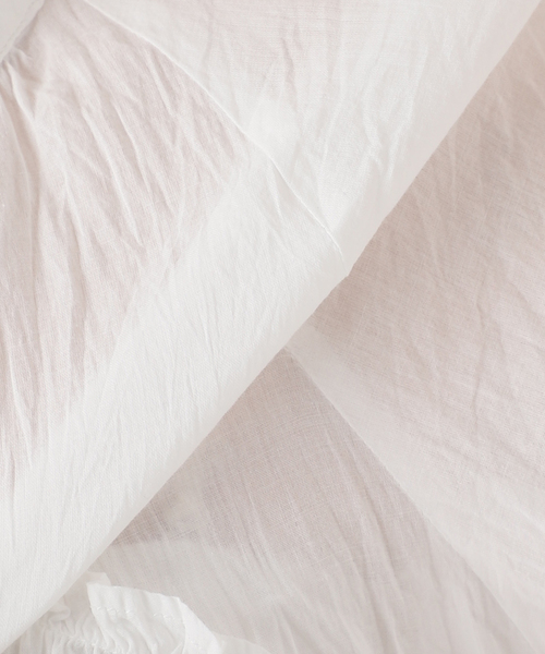 JOURNAL STANDARD relume(ジャーナルスタンダード レリューム)の「《追加》コットンボイルクリンクルフリルギャザーブラウス(シャツ/ブラウス・レディース・ブラック/ホワイト/イエロー・FREE)」の17枚目の写真