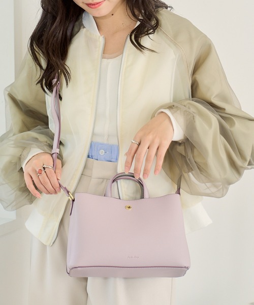 Legato Largo（レガートラルゴ）の「【Legato Largo】LH-F3371 たすかるっかばん ミニショルダー（ショルダーバッグ・レディース・ブラック/アイボリー/ラベンダー/グレイッシュベージュ/モカ・FREE）」の5枚目の写真