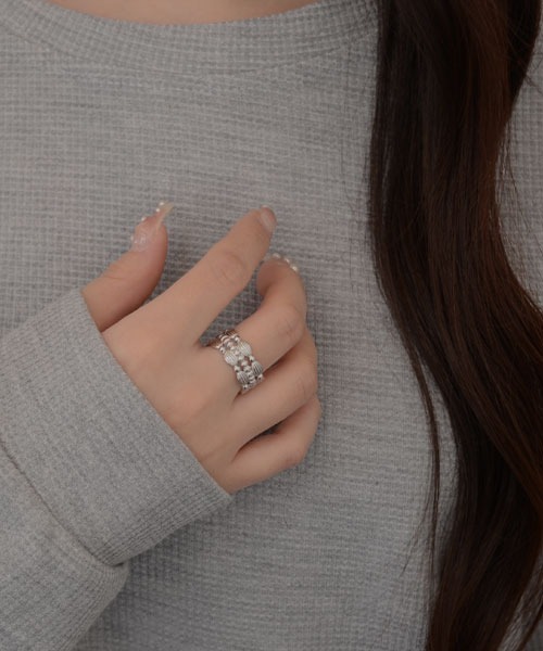 Mayree（メイリー）の「【resonance】ヴィンテージデザイン シルバー ワイド フリーリング（リング・レディース・シルバー・FREE）」の2枚目の写真