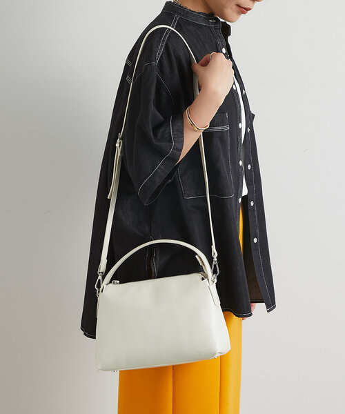 un dix cors(アンディコール)の「ビンテージライクワンショルダーバッグ(ショルダーバッグ・レディース・シルバー/アイボリー/ブラック・FREE)」の2枚目の写真