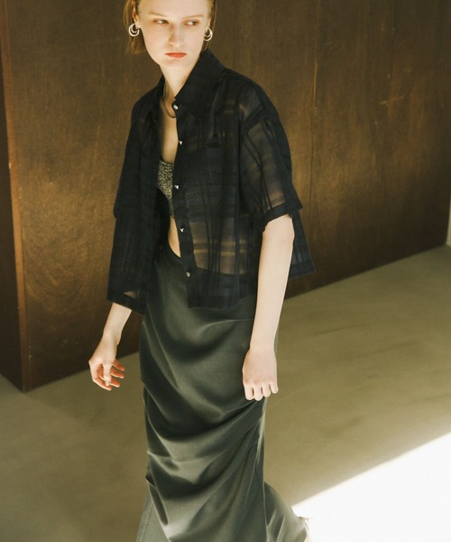 SENSE OF PLACE by URBAN RESEARCH(センスオブプレイスバイアーバンリサーチ)の「ドレープアイラインスカート(スカート・レディース・チャコールグレー/ブラック/ライトベージュ・SMALL/MEDIUM)」の12枚目の写真