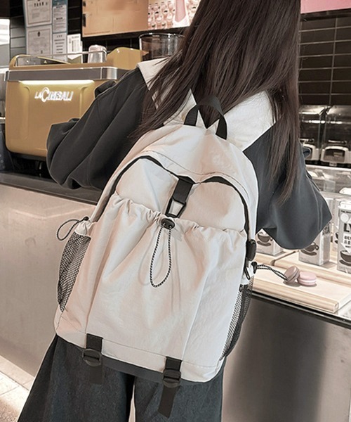 Miniministore(ミニミニストア)の「リュックサック 大容量A4 ユニセックス(バックパック/リュック・レディース・ブラック/オレンジ/ワインレッド/アイボリー・FREE)」の13枚目の写真