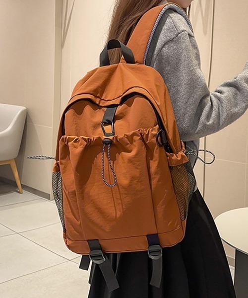 Miniministore(ミニミニストア)の「リュックサック 大容量A4 ユニセックス(バックパック/リュック・レディース・ブラック/オレンジ/ワインレッド/アイボリー・FREE)」の6枚目の写真