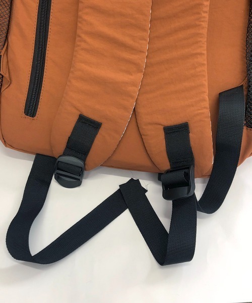 Miniministore(ミニミニストア)の「リュックサック 大容量A4 ユニセックス(バックパック/リュック・レディース・ブラック/オレンジ/ワインレッド/アイボリー・FREE)」の14枚目の写真