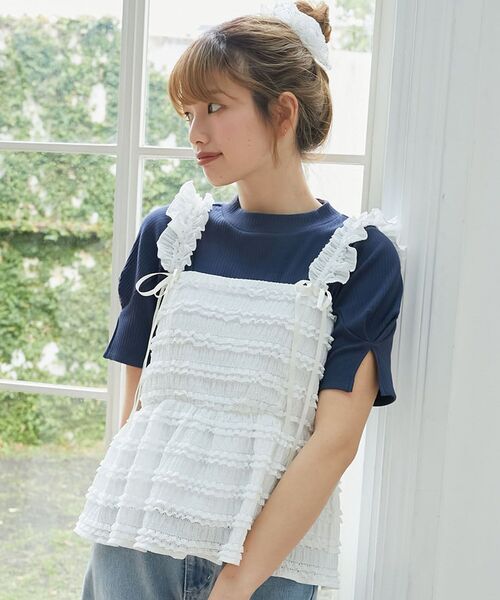 MAJESTIC LEGON(マジェスティックレゴン)の「【WEB限定アイテム/全13色でカラバリ豊富】タックスリーブトップス(Tシャツ/カットソー・レディース・ブラック/ブルー/アイボリー/ライトグリーン/ブラック系その他/ピンク/オフホワイト/ネイビー/イエロー/チャコールグレー/ボルドー/ブラウン/ラベンダー・MEDIUM)」の8枚目の写真