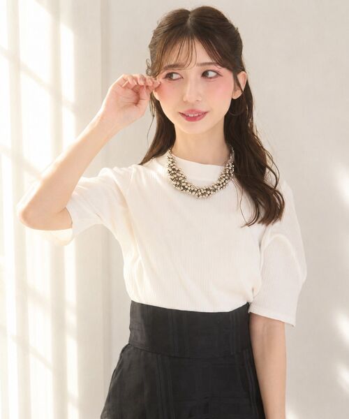MAJESTIC LEGON(マジェスティックレゴン)の「タックスリーブトップス(Tシャツ/カットソー・レディース・ブラック/ブルー/アイボリー/ライトグリーン/ブラック系その他/ピンク/オフホワイト/ネイビー/イエロー/チャコールグレー/ボルドー/ブラウン/ラベンダー/グレイッシュベージュ・MEDIUM)」の17枚目の写真