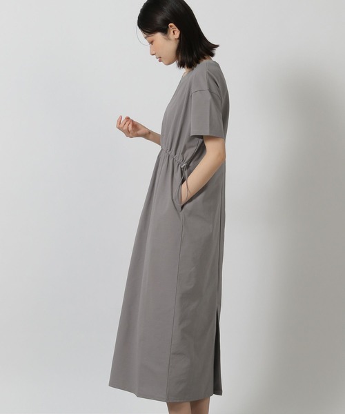 LAKOLE(ラコレ)の「カットドロストワンピース / 329614(ワンピース・レディース・ブラック/グレー/ブルー・FREE)」の12枚目の写真