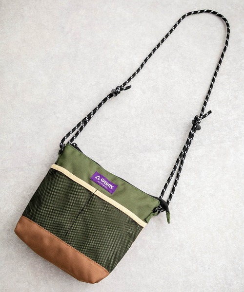 GERRY(ジェリー)の「GERRY ジェリー 撥水加工 E/Fサコッシュ ワンポイントロゴ斜め掛けショルダーバッグ(ショルダーバッグ・メンズ・ベージュ/ブラック/チャコールグレー/マルチ・FREE)」の20枚目の写真