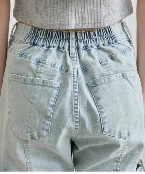 OLIVE des OLIVE（オリーブデオリーブ）の「【S/M/Lサイズ展開/美脚効果】サイドスリットストレッチデニムパンツ（デニムパンツ・レディース・ブラック/サックスブルー/ブルー・SMALL/MEDIUM/LARGE）」の7枚目の写真