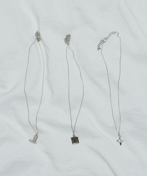 GIUNON（ジウノン）の「hand formed diamond necklace / ハンドフォームダイヤモンドネックレス（ネックレス・レディース・シルバー・FREE）」の4枚目の写真