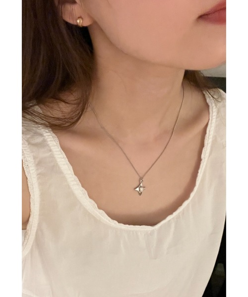 GIUNON（ジウノン）の「hand formed diamond necklace / ハンドフォームダイヤモンドネックレス（ネックレス・レディース・シルバー・FREE）」の17枚目の写真