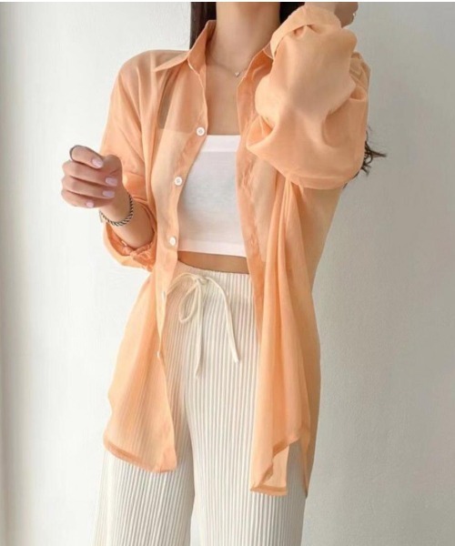 maison de LATIR(メゾンドラティール)の「ボリューム袖が華やぐ透け感シアーシャツ レイヤードも楽しめる夏服イージーケア軽やかトップス(シャツ/ブラウス・レディース・ホワイト/ブラック/グレー/パープル/オレンジ/ブルー/ライトパープル/ピンク系その他・ONESIZE)」の9枚目の写真