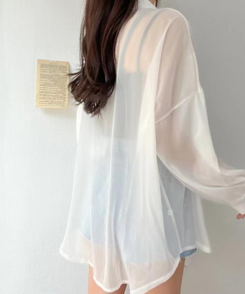 maison de LATIR(メゾンドラティール)の「ボリューム袖が華やぐ透け感シアーシャツ レイヤードも楽しめる夏服イージーケア軽やかトップス(シャツ/ブラウス・レディース・ホワイト/ブラック/グレー/パープル/オレンジ/ブルー/ライトパープル/ピンク系その他・ONESIZE)」の10枚目の写真