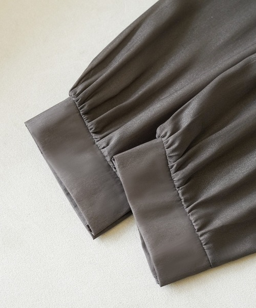 maison de LATIR(メゾンドラティール)の「ボリューム袖が華やぐ透け感シアーシャツ レイヤードも楽しめる夏服イージーケア軽やかトップス(シャツ/ブラウス・レディース・ホワイト/ブラック/グレー/パープル/オレンジ/ブルー/ライトパープル/ピンク系その他・ONESIZE)」の13枚目の写真