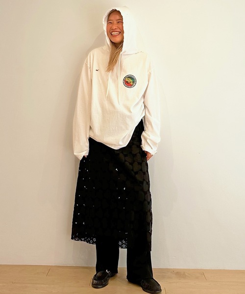 HOLIDAY（ホリデイ）の「SUPER FINE DRY DAMAGE L/S HOODIE (RASTER CIRCLE) スーパーファインドライダメージロングスリーブフーディー (ラスタサークル)（パーカー・レディース・ブラック/シルバーグレー/ホワイト・ONE SIZE）」の15枚目の写真