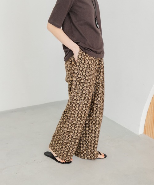 URBAN RESEARCH DOORS（アーバンリサーチドアーズ）の「アソート柄イージーパンツ（その他パンツ・レディース・ブラック/ブルー/ピンク・MEDIUM）」の9枚目の写真