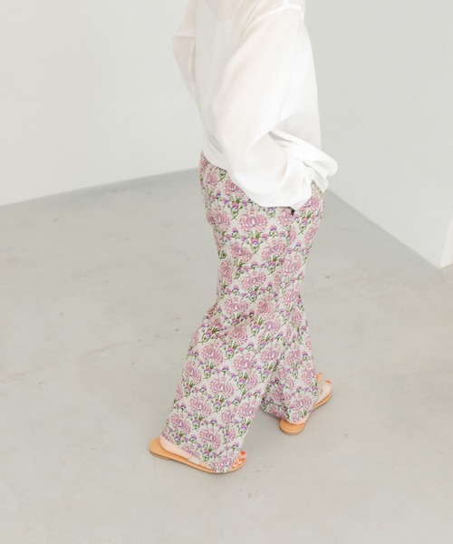 URBAN RESEARCH DOORS（アーバンリサーチドアーズ）の「アソート柄イージーパンツ（その他パンツ・レディース・ブラック/ブルー/ピンク・MEDIUM）」の19枚目の写真