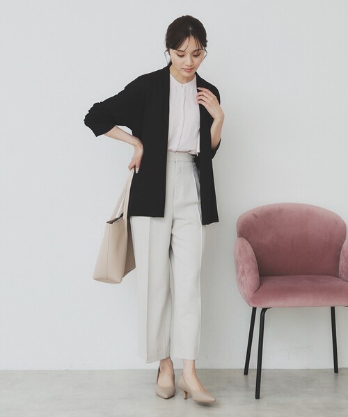 index(インデックス)の「シアージャージミドル丈カーディガン【接触冷感/UVケア/洗濯機洗い可】(カーディガン/ボレロ・レディース・ブラック/ナチュラル/グレー・00)」の6枚目の写真