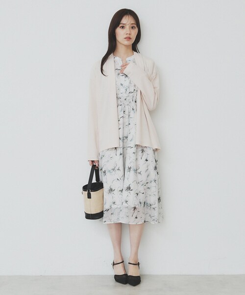 index(インデックス)の「シアージャージミドル丈カーディガン【接触冷感/UVケア/洗濯機洗い可】(カーディガン/ボレロ・レディース・ブラック/ナチュラル/グレー・00)」の21枚目の写真