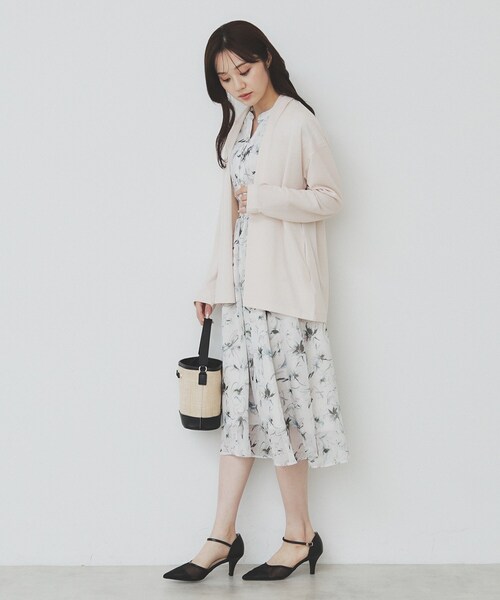 index(インデックス)の「シアージャージミドル丈カーディガン【接触冷感/UVケア/洗濯機洗い可】(カーディガン/ボレロ・レディース・ブラック/ナチュラル/グレー・00)」の20枚目の写真