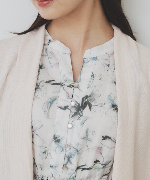 index(インデックス)の「シアージャージミドル丈カーディガン【接触冷感/UVケア/洗濯機洗い可】(カーディガン/ボレロ・レディース・ブラック/ナチュラル/グレー・00)」の15枚目の写真