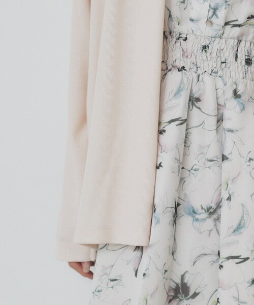 index(インデックス)の「シアージャージミドル丈カーディガン【接触冷感/UVケア/洗濯機洗い可】(カーディガン/ボレロ・レディース・ブラック/ナチュラル/グレー・00)」の12枚目の写真