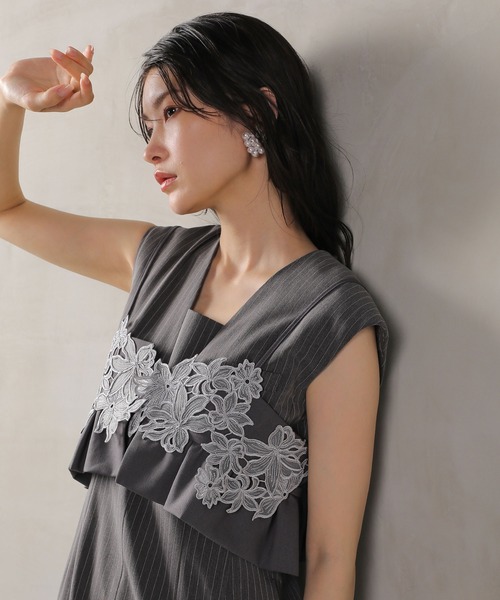 Kana（カナ）の「ピンストライプワンピース 花柄 ビスチェ 2点セット