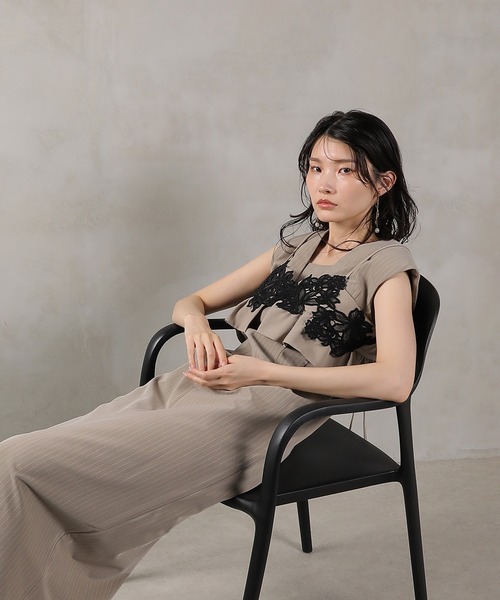 Kana（カナ）の「ピンストライプワンピース 花柄 ビスチェ 2点セット