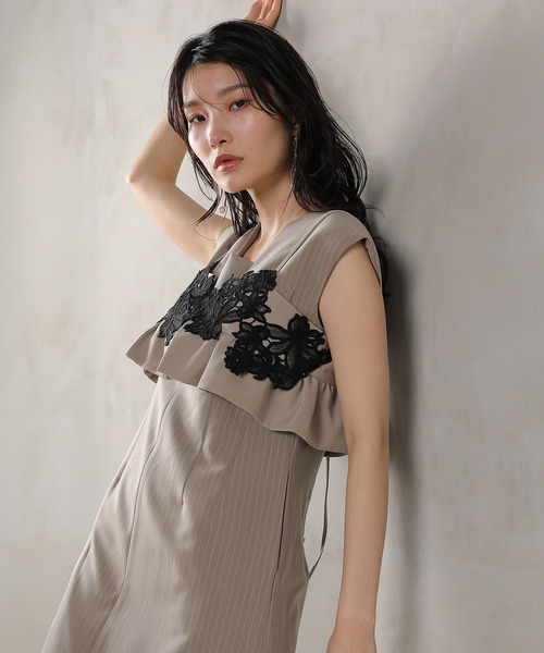 Kana（カナ）の「ピンストライプワンピース 花柄 ビスチェ 2点セット