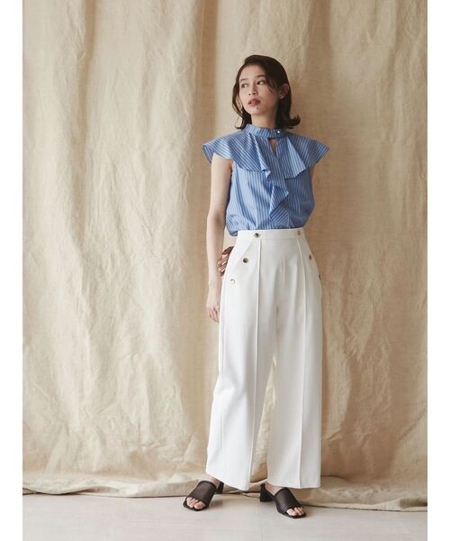 TONAL（トーナル）の「アシメフリルハイネックブラウス（シャツ/ブラウス・レディース・アイボリー/オフホワイト/ブルー・MEDIUM）」の10枚目の写真