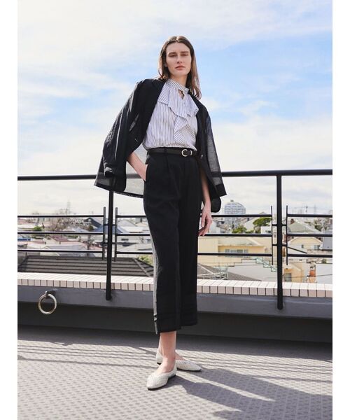 TONAL（トーナル）の「アシメフリルハイネックブラウス（シャツ/ブラウス・レディース・アイボリー/オフホワイト/ブルー・MEDIUM）」の12枚目の写真