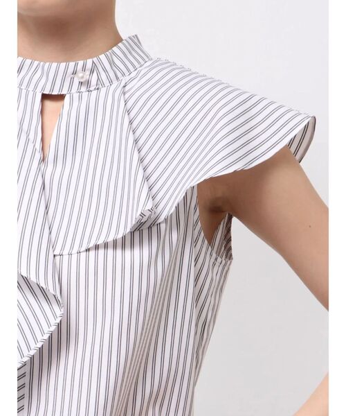 TONAL（トーナル）の「アシメフリルハイネックブラウス（シャツ/ブラウス・レディース・アイボリー/オフホワイト/ブルー・MEDIUM）」の17枚目の写真