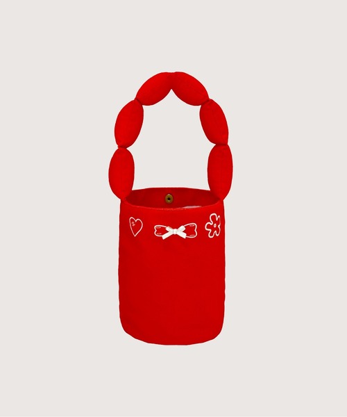 LA POMME petit(ラポミ・プチ)の「LA POMME petit Puffy Strap Bucket Bag(ハンドバッグ・レディース・ブルー/ブラック/レッド・FREE)」の17枚目の写真