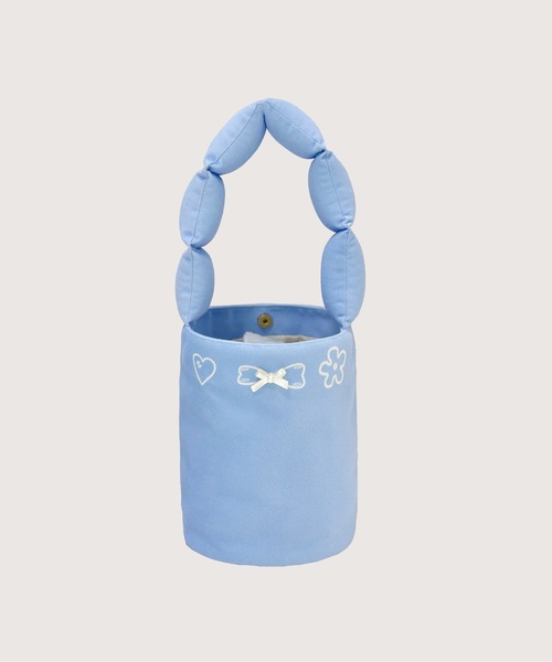 LA POMME petit(ラポミ・プチ)の「LA POMME petit Puffy Strap Bucket Bag(ハンドバッグ・レディース・ブルー/ブラック/レッド・FREE)」の16枚目の写真