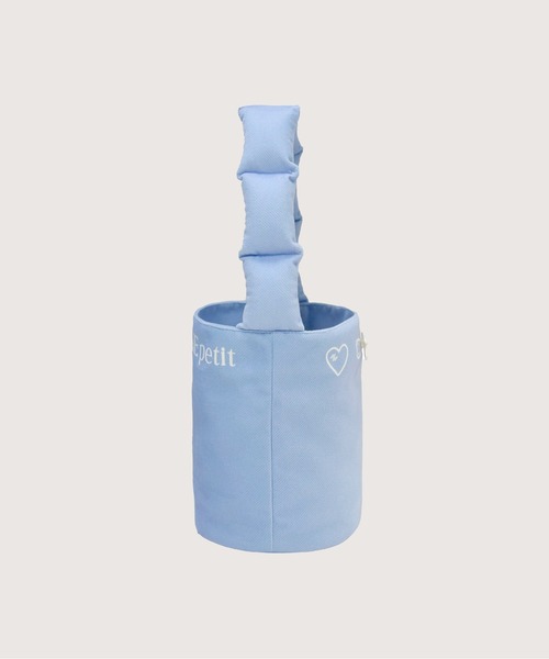 LA POMME petit(ラポミ・プチ)の「LA POMME petit Puffy Strap Bucket Bag(ハンドバッグ・レディース・ブルー/ブラック/レッド・FREE)」の13枚目の写真