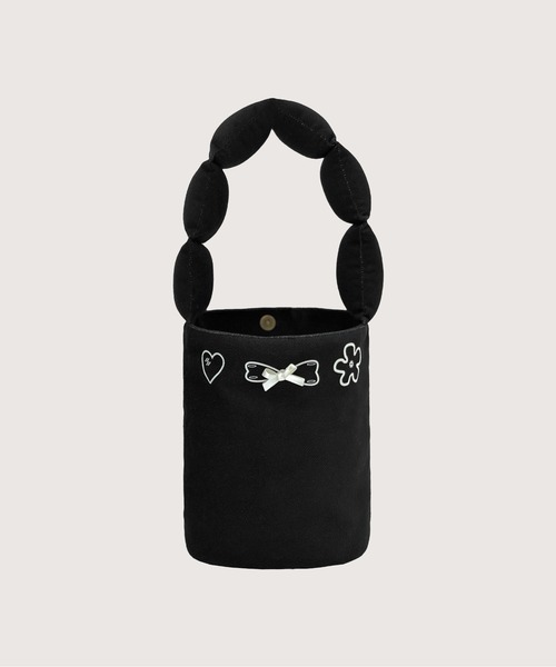 LA POMME petit(ラポミ・プチ)の「LA POMME petit Puffy Strap Bucket Bag(ハンドバッグ・レディース・ブルー/ブラック/レッド・FREE)」の18枚目の写真