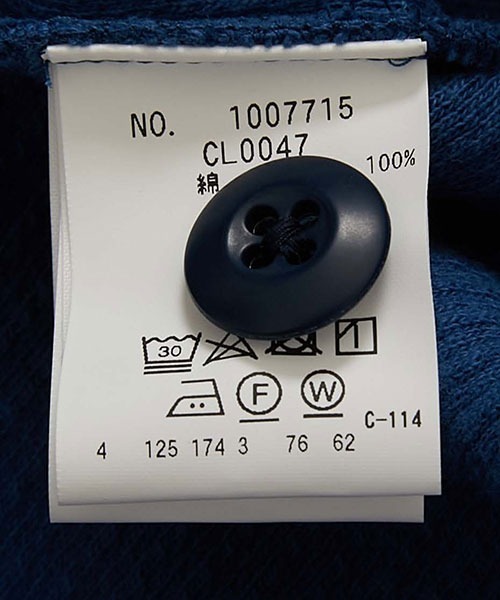 BLUE BLUE(ブルーブルー)の「ダブルフェイスリブ ミリタリー 5ボタン ヘンリーネック ロングスリーブTシャツ(Tシャツ/カットソー・メンズ・ナチュラル/ネイビー・M/L/S/XL)」の9枚目の写真