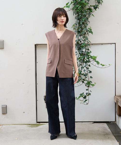 Rouge vif Anna(ルージュヴィフアンナ)の「リネン混サマーノーカラージレベスト(ベスト・レディース・ホワイト/ブラウン・フリー)」の19枚目の写真