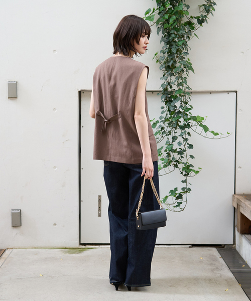 Rouge vif Anna(ルージュヴィフアンナ)の「リネン混サマーノーカラージレベスト(ベスト・レディース・ホワイト/ブラウン・フリー)」の21枚目の写真