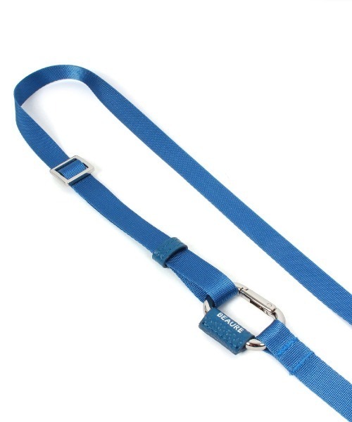 Beau're（ヴュレ）の「【BEAURE/ビュレ】Nylon Multi ストラップ（スマホグッズ・レディース・ブラック/ベージュ/カーキ/ブルー・FREE）」の5枚目の写真