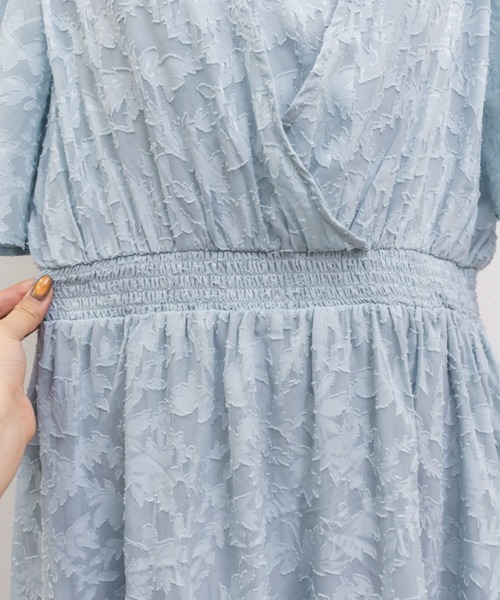 CLETTE(クレット)の「シアー花柄カシュクールワンピース(ワンピース・レディース・ブルー/ピンク/ネイビー・4L/3L/LL)」の10枚目の写真