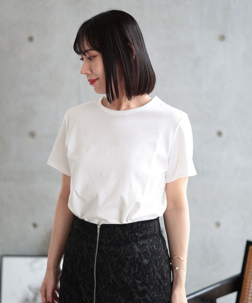 Ruwan yu(ルワンユー)の「シルクタッチコットンナイロンTシャツ【大きいサイズ対応】(Tシャツ/カットソー・レディース・ホワイト/ブラック・L/4L/3L/LL)」の1枚目の写真