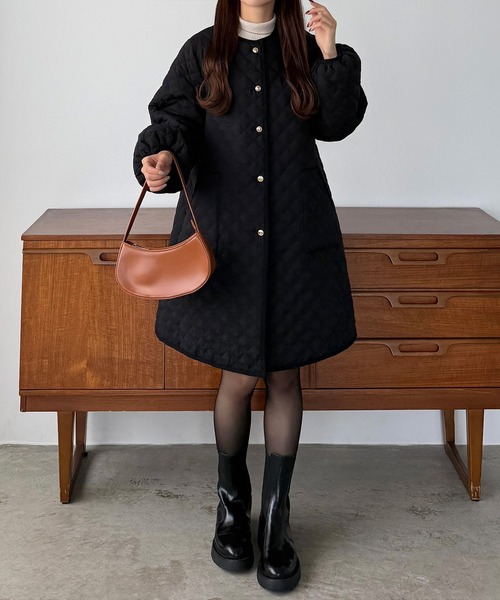 callautia（カラウティア）の「金ボタンノーカラーキルティングコート（ノーカラーコート・レディース・モカ/ブラック/アイボリー・SMALL/MEDIUM/LARGE）」の7枚目の写真