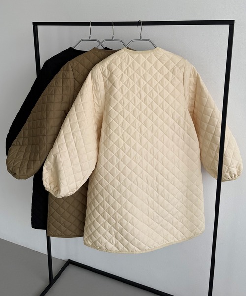 callautia（カラウティア）の「金ボタンノーカラーキルティングコート（ノーカラーコート・レディース・モカ/ブラック/アイボリー・SMALL/MEDIUM/LARGE）」の20枚目の写真