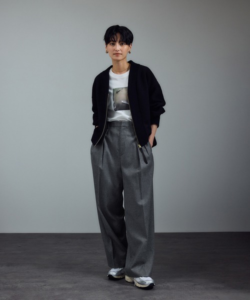 SALON adam et rope'(サロン アダム エ ロペ)の「ウールタックワイドパンツ / セットアップ対応(スラックス・レディース・グレー/チャコールグレー/ダークブラウン・M/S/X-SMALL)」の6枚目の写真