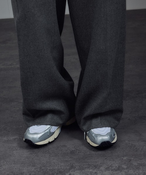 SALON adam et rope'(サロン アダム エ ロペ)の「ウールタックワイドパンツ / セットアップ対応(スラックス・レディース・グレー/チャコールグレー/ダークブラウン・M/S/X-SMALL)」の7枚目の写真