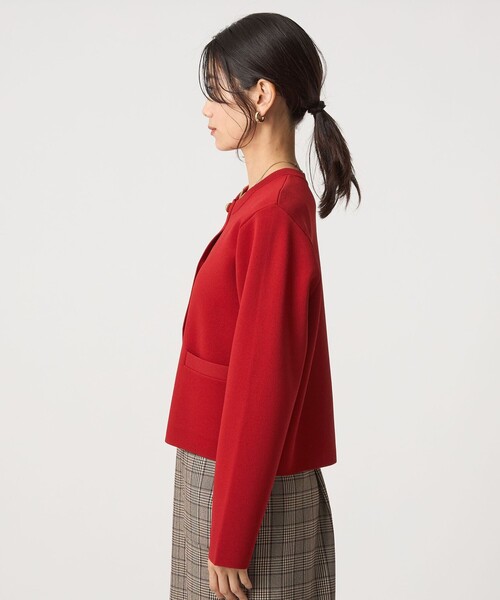 green label relaxing(グリーンレーベルリラクシング)の「フォルム ゴールドカラーボタン ニット カーディガン ウォッシャブル(カーディガン/ボレロ・レディース・オフホワイト/レッド/ネイビー・FREE)」の19枚目の写真