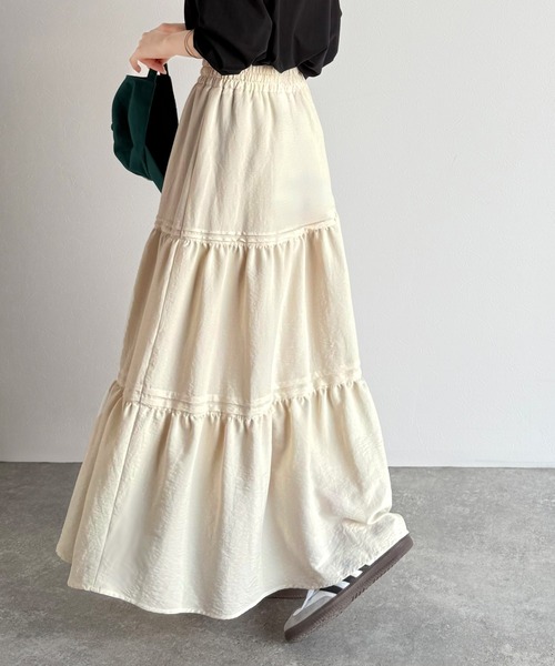 classicalelf(クラシカルエルフ)の「ラクして華やぐ主役級。ガーデンコア3段ティアードスカート(ロング丈)(スカート・レディース・ブラック/アイボリー/チャコール/ブラウン・X-LARGE/SMALL/MEDIUM/LARGE)」の8枚目の写真